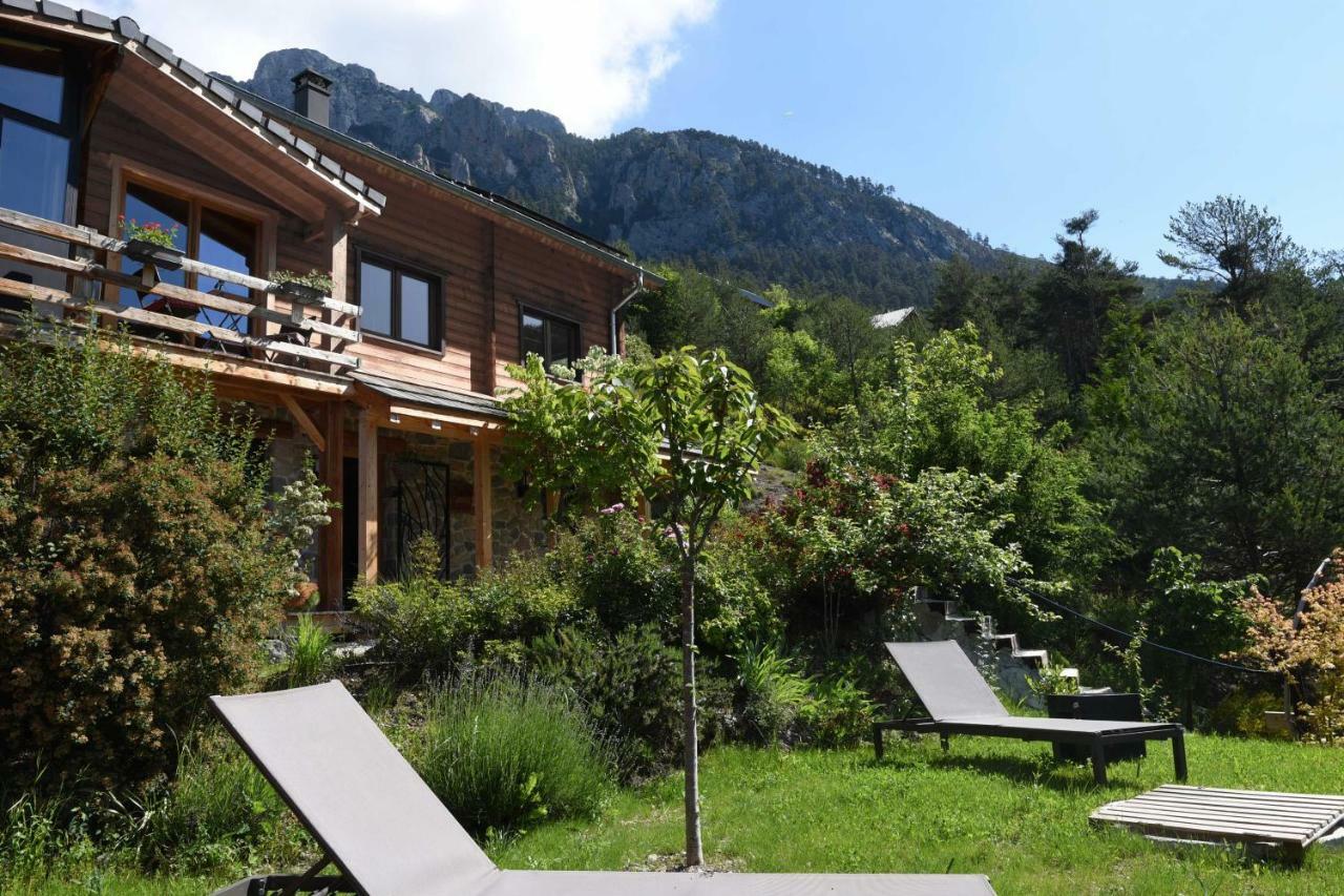 Un Balcon En Montagne Bed and Breakfast Saint-Dalmas Εξωτερικό φωτογραφία